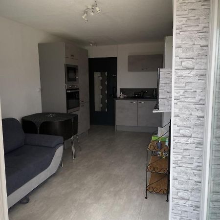 Bormes-Les-Mimosas - Appart 25M2 Avec Balcon - 4P Eksteriør bilde