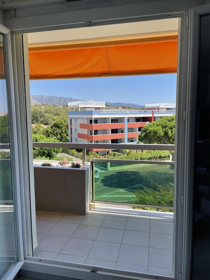 Bormes-Les-Mimosas - Appart 25M2 Avec Balcon - 4P Eksteriør bilde