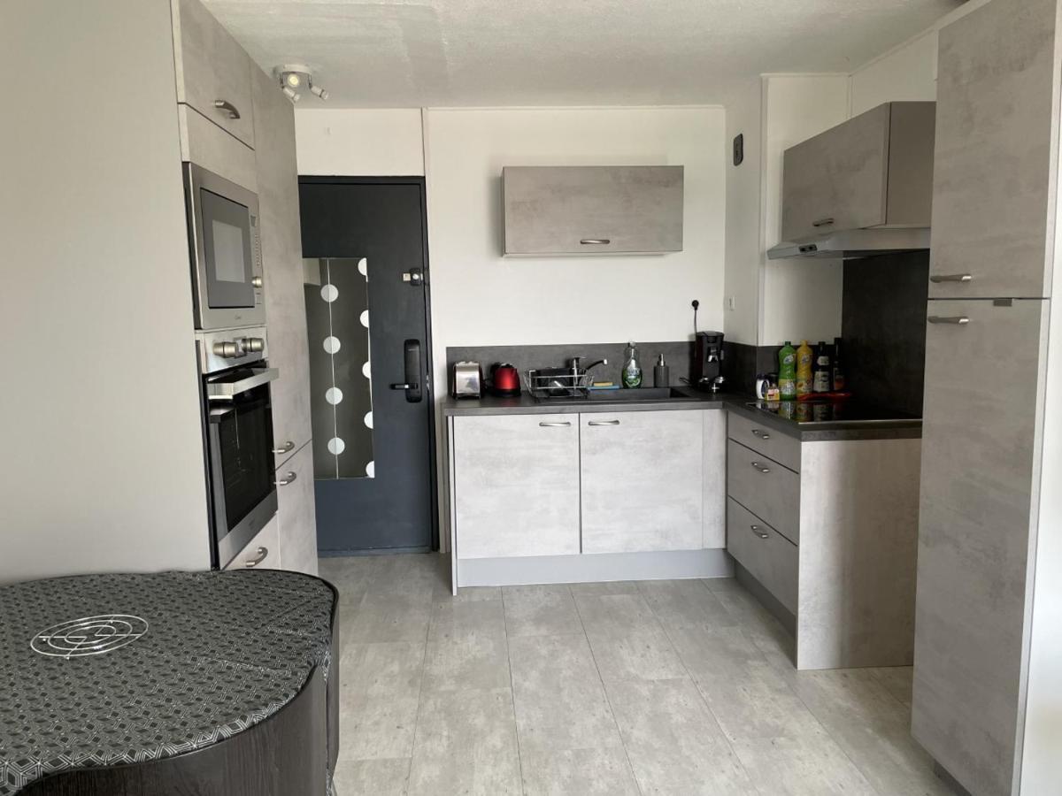 Bormes-Les-Mimosas - Appart 25M2 Avec Balcon - 4P Eksteriør bilde