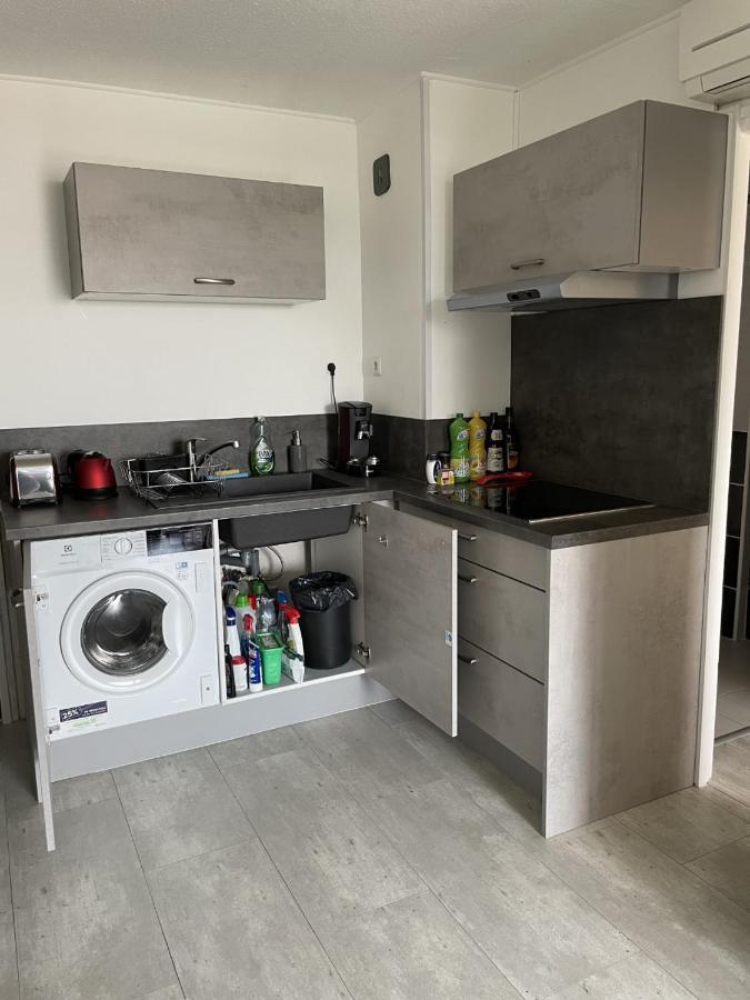 Bormes-Les-Mimosas - Appart 25M2 Avec Balcon - 4P Eksteriør bilde